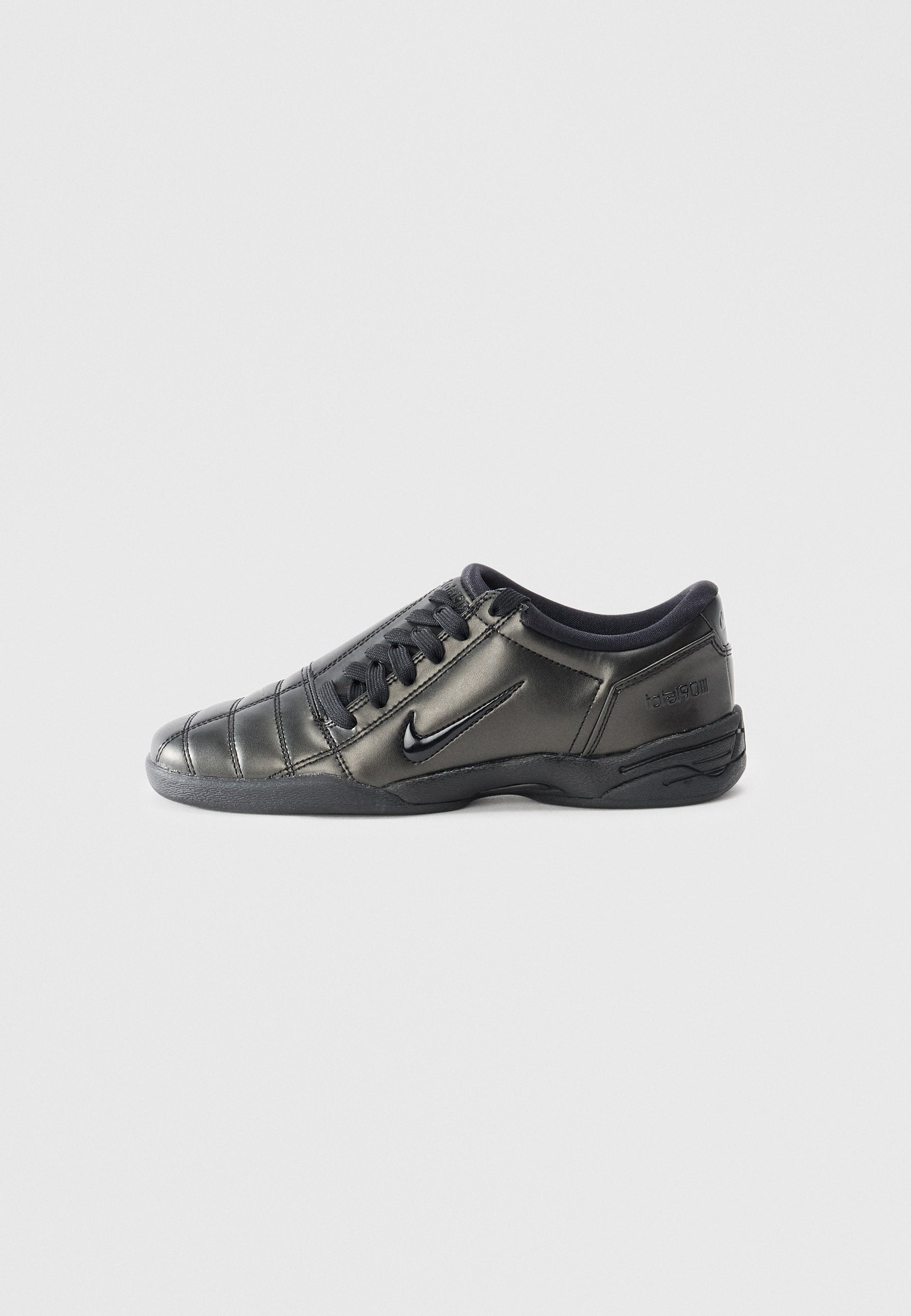 Nike Sportswear T90