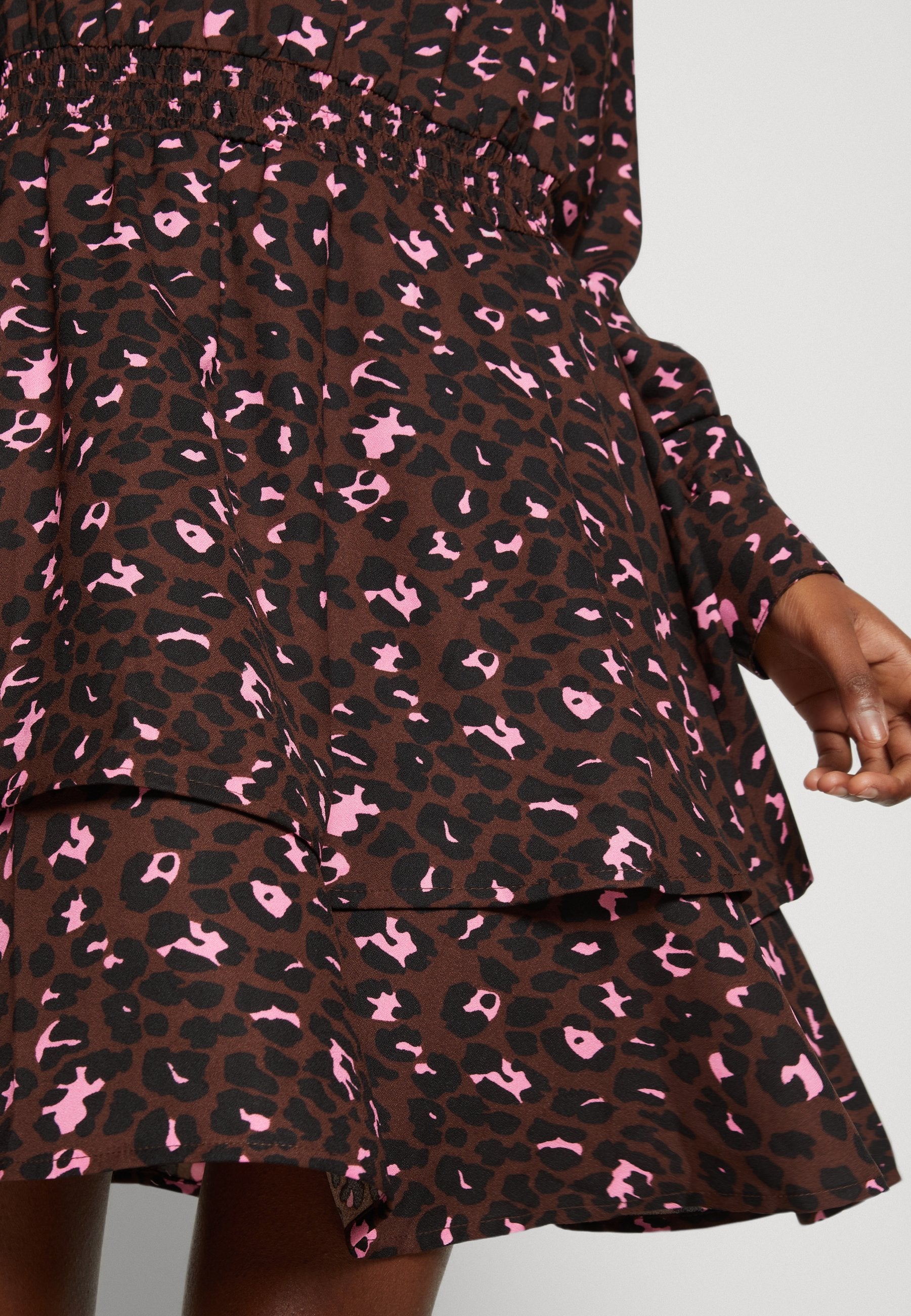 ONLY ONLRYLEE LIFE LAYERED DRESS