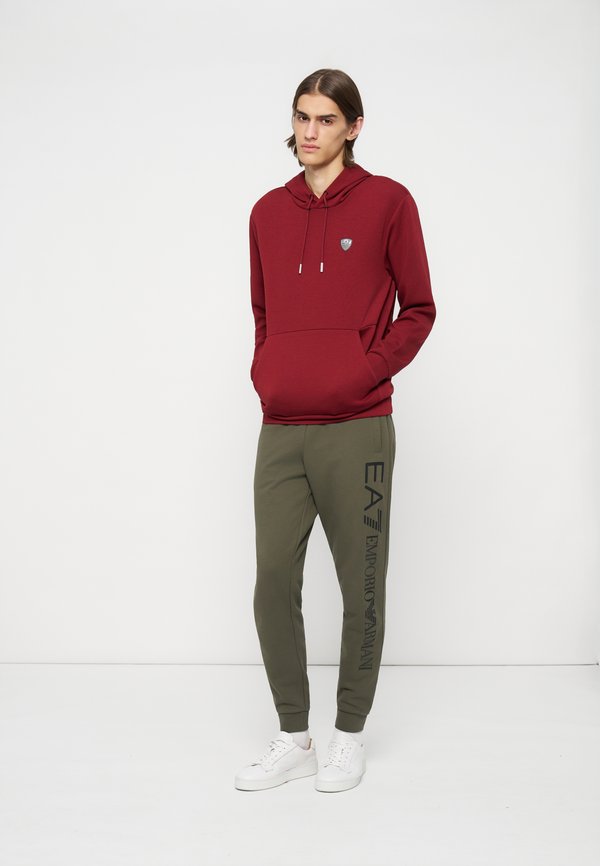 EA7 Emporio Armani