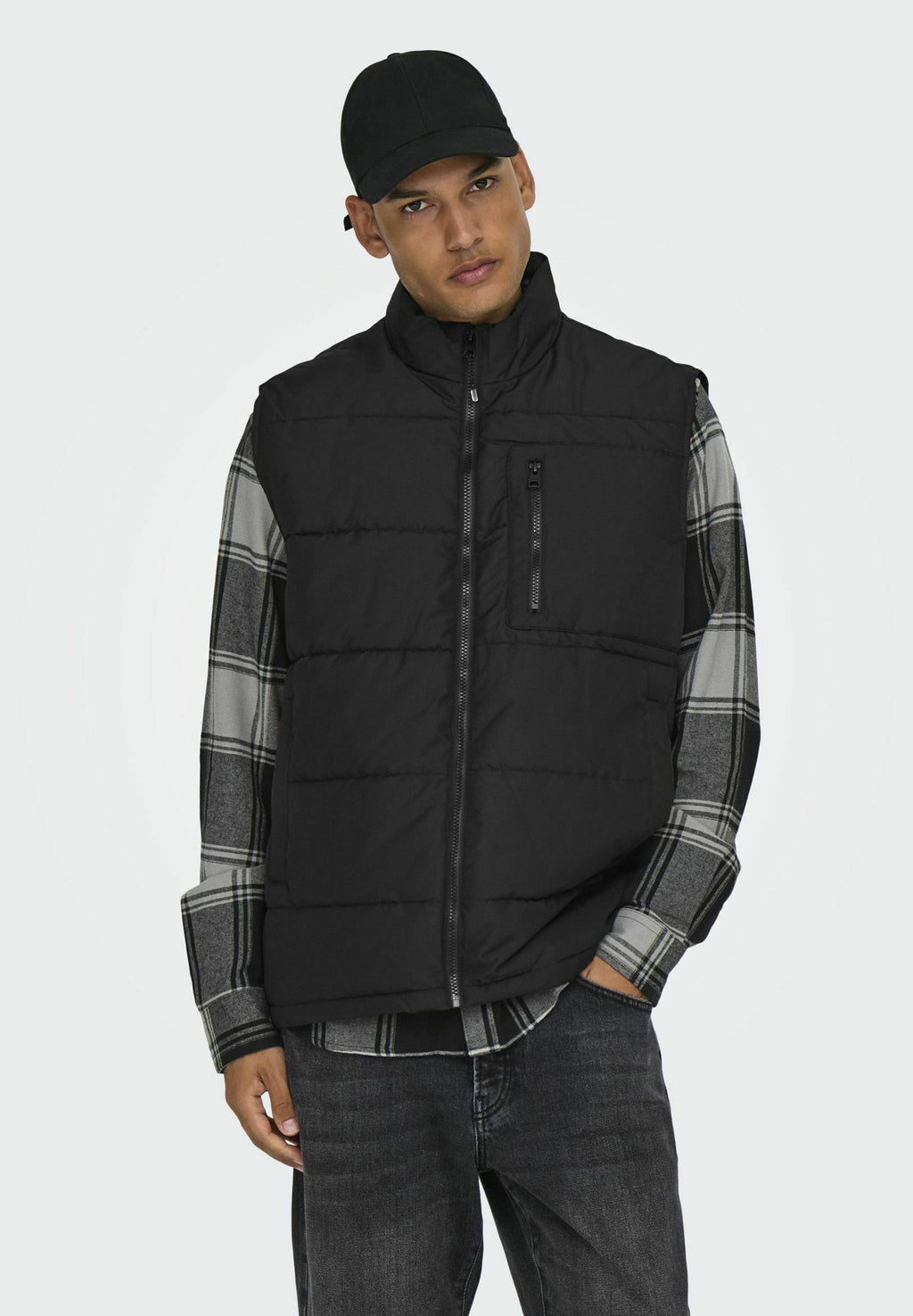 Quilted ONSJAKE Quilted Media 3