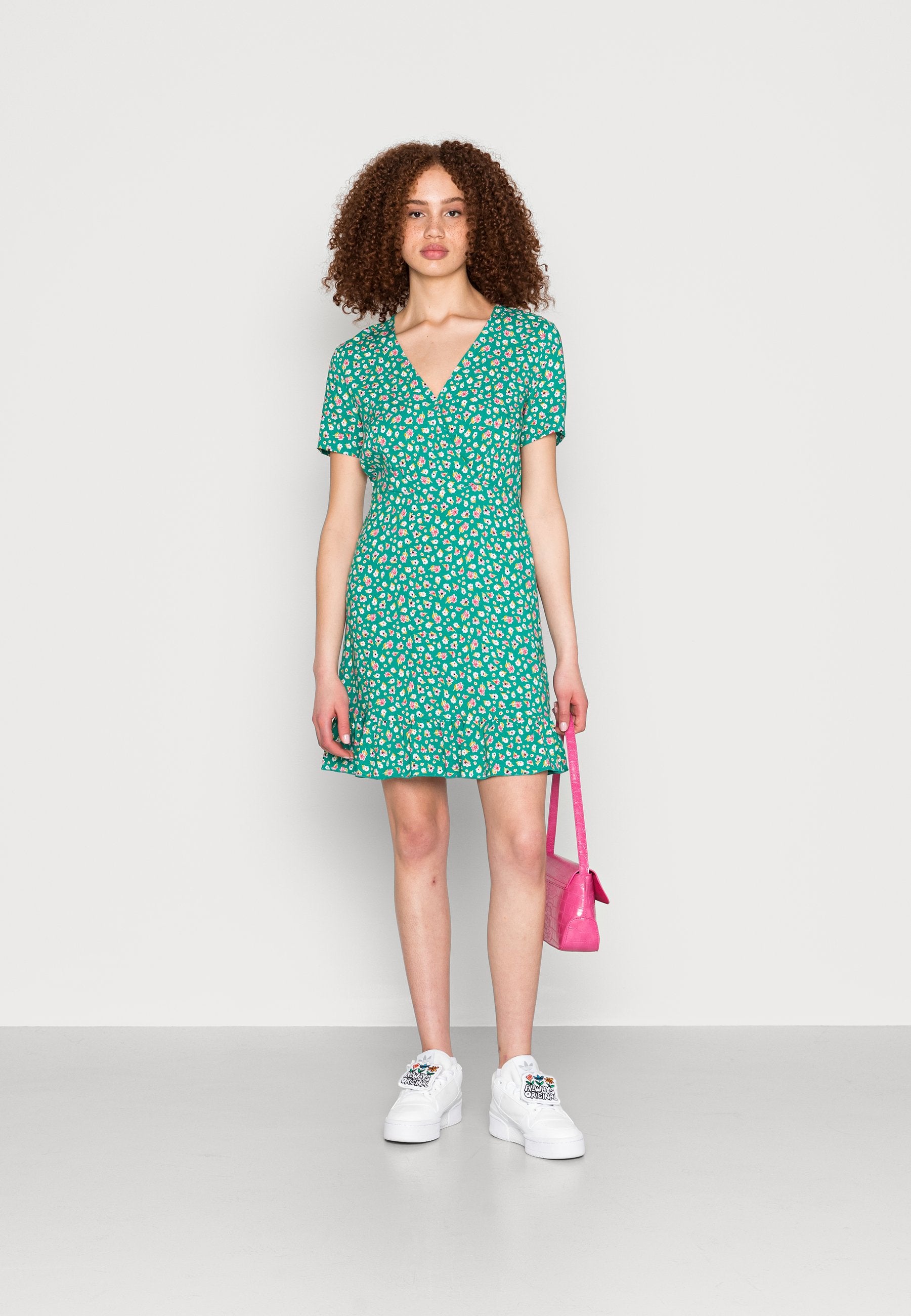 VILA VIEVA AYA V NECK DRESS