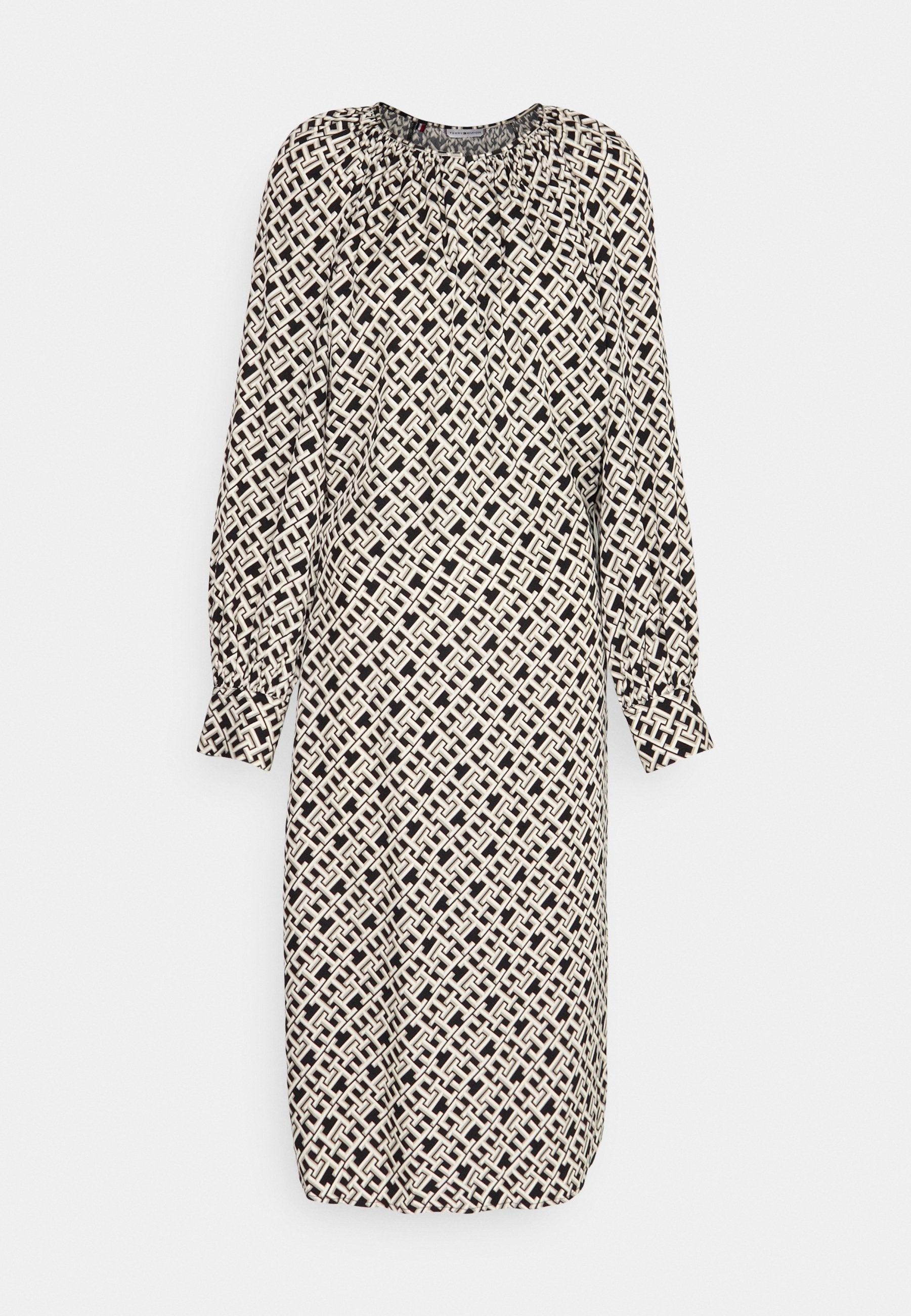 FLUID WAISTED MIDI DRESS Media 1