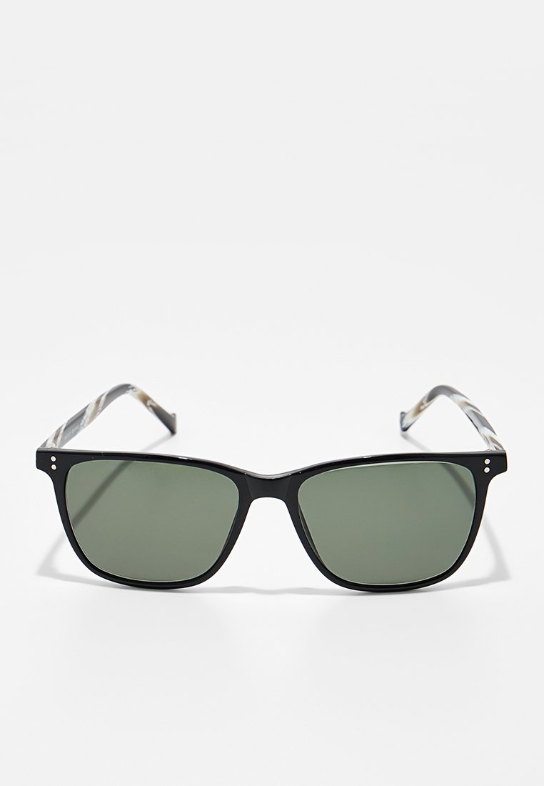 Hackett London