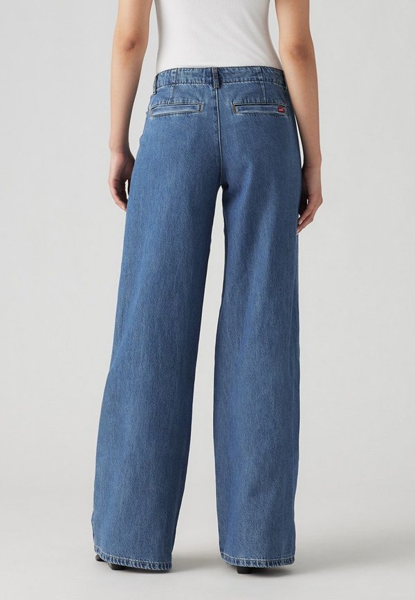 Levi's® XL CHINO