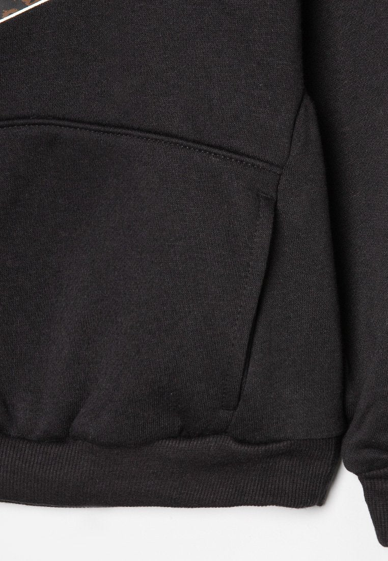 Nike Sportswear HOME