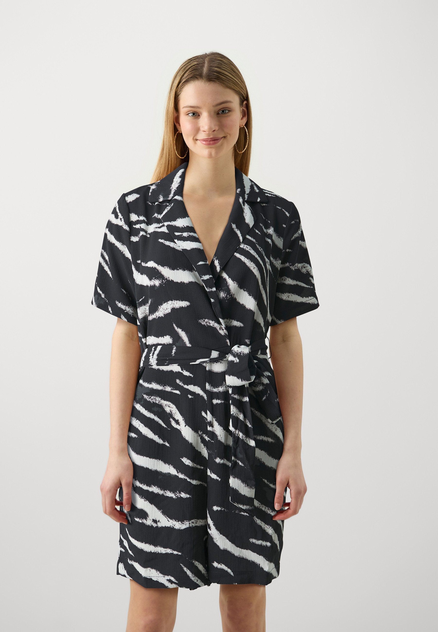 ONLY ONLNOVA LIFE LUX VERA PLAYSUIT