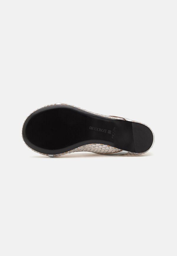 DACCORI BAMBI BALLET FLATS