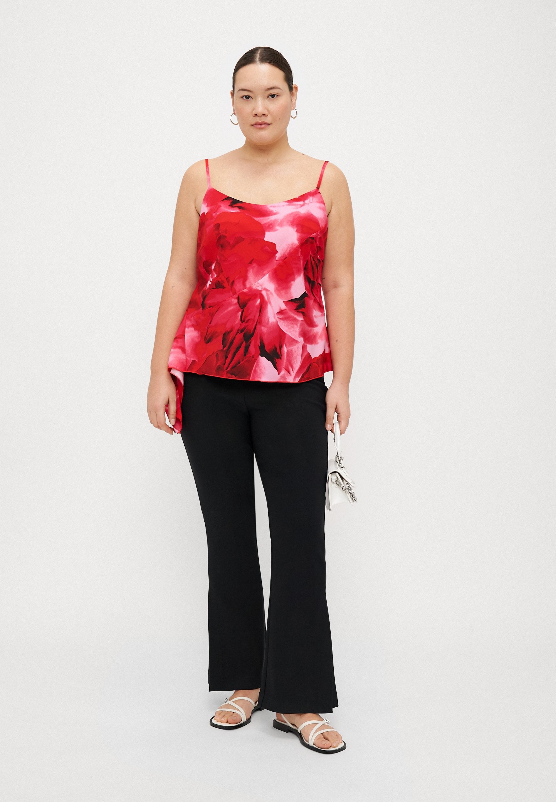 ONLY Carmakoma CARROSAL STRAP FRILL
