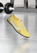 Nike Sportswear MOON SHOE OG - Trainers - soft yellow/soft pearl/light brown