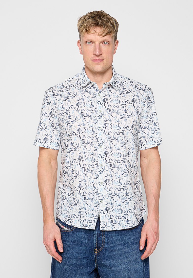 REGULAR FIT Media 1