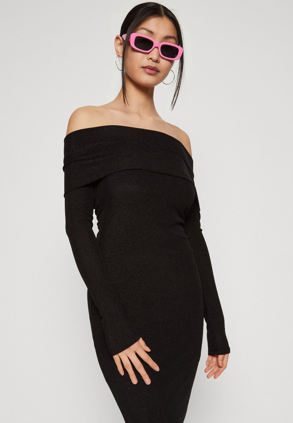 Gina Tricot GLITTER OFF SHOULDER DRESS