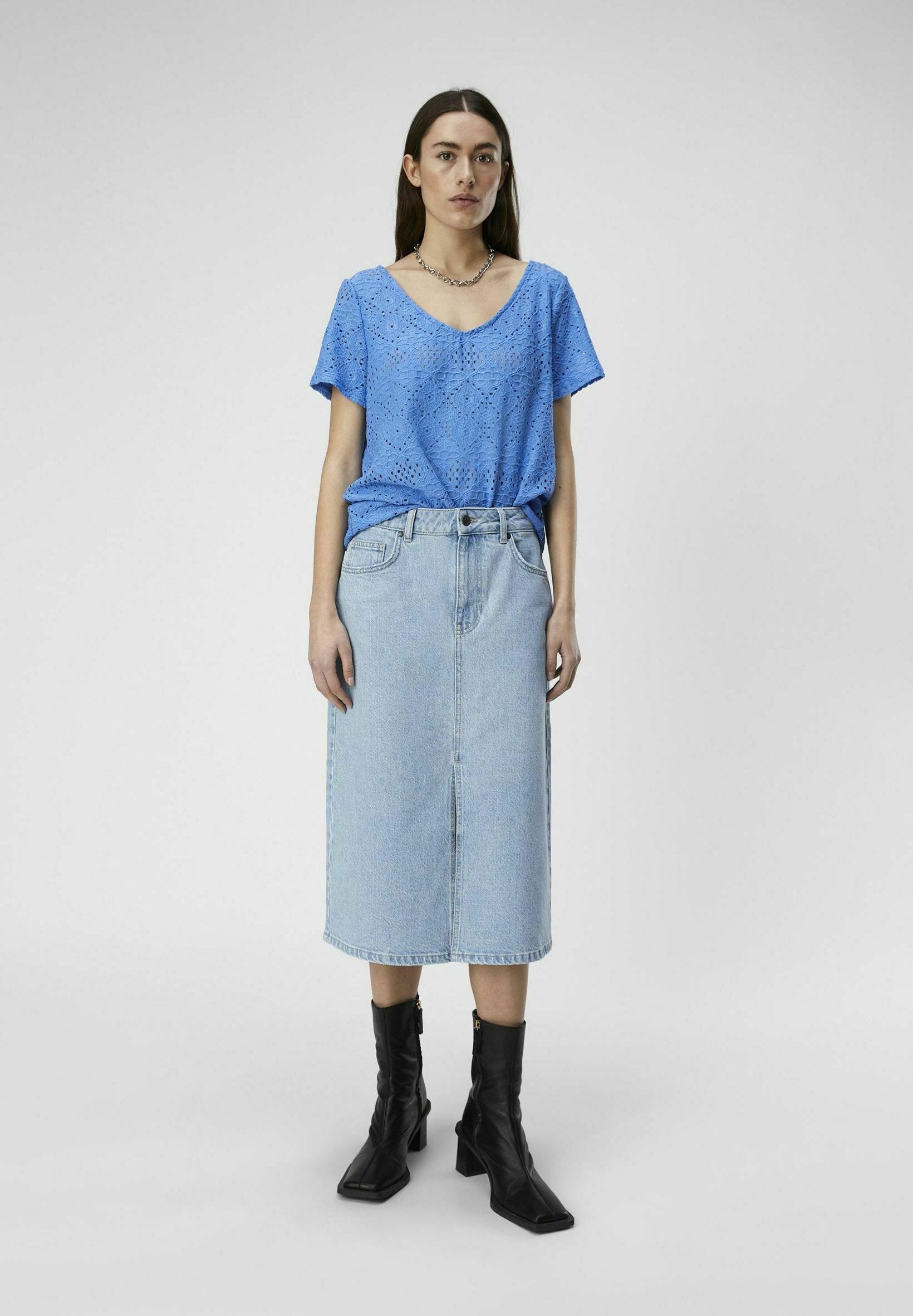 Object FEODORA V-NECK NOOS