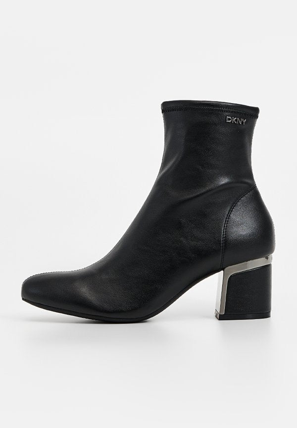 DKNY CALYNDA