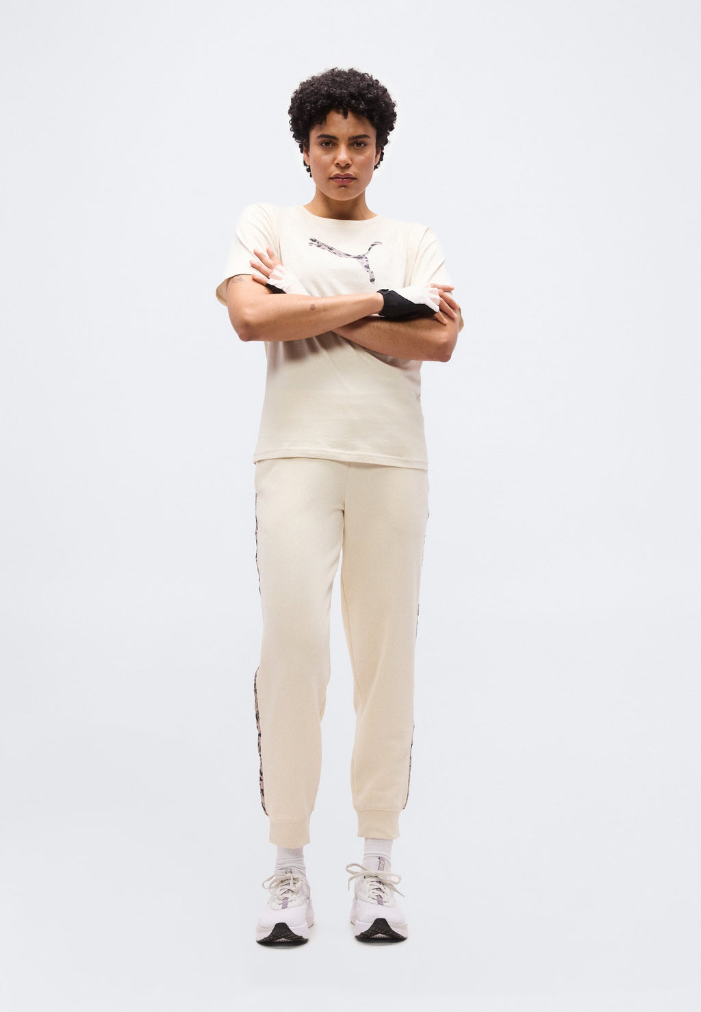 Puma GRAPHIC ANIMAL COMFORT PANTS