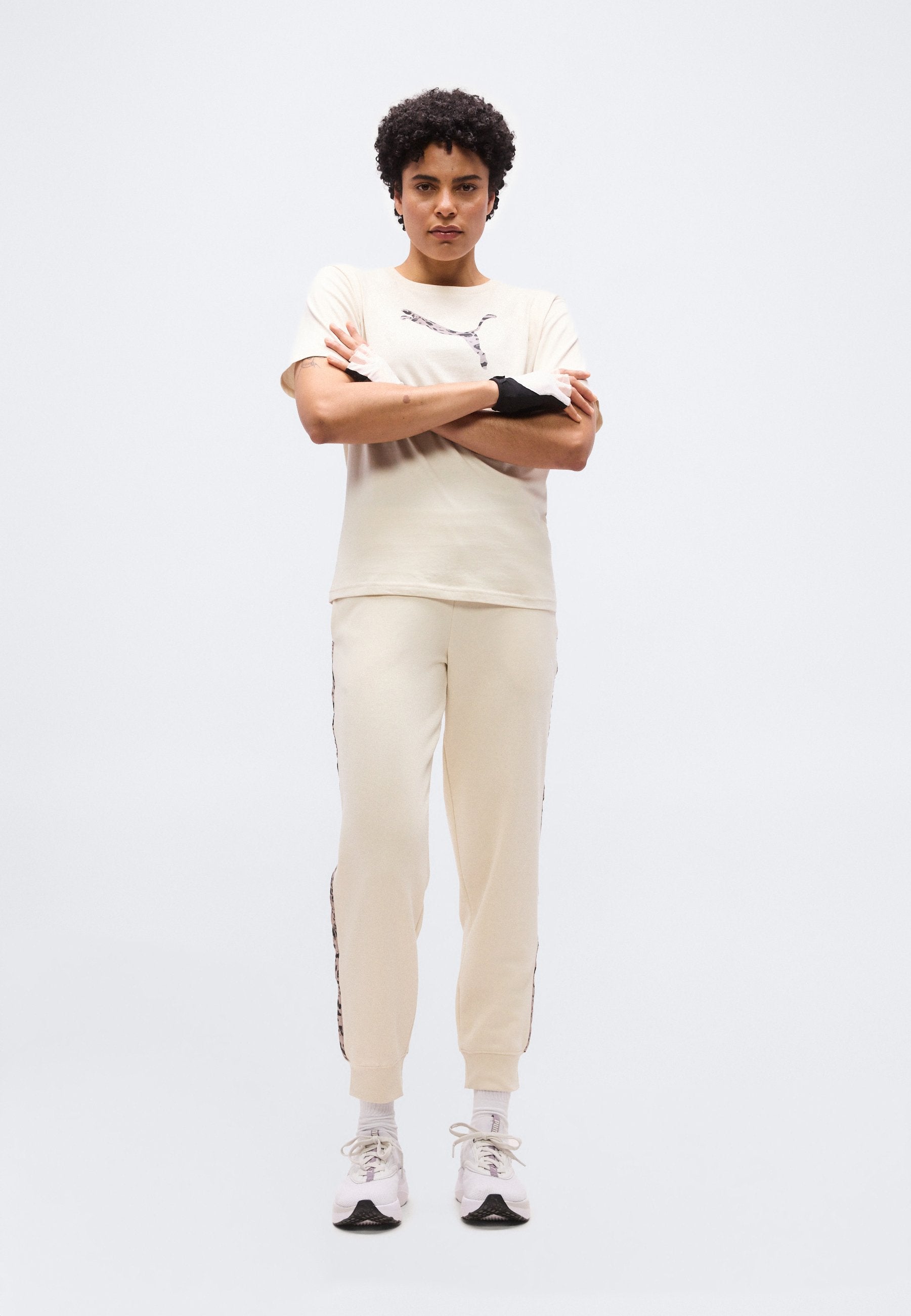 Puma GRAPHIC ANIMAL COMFORT PANTS