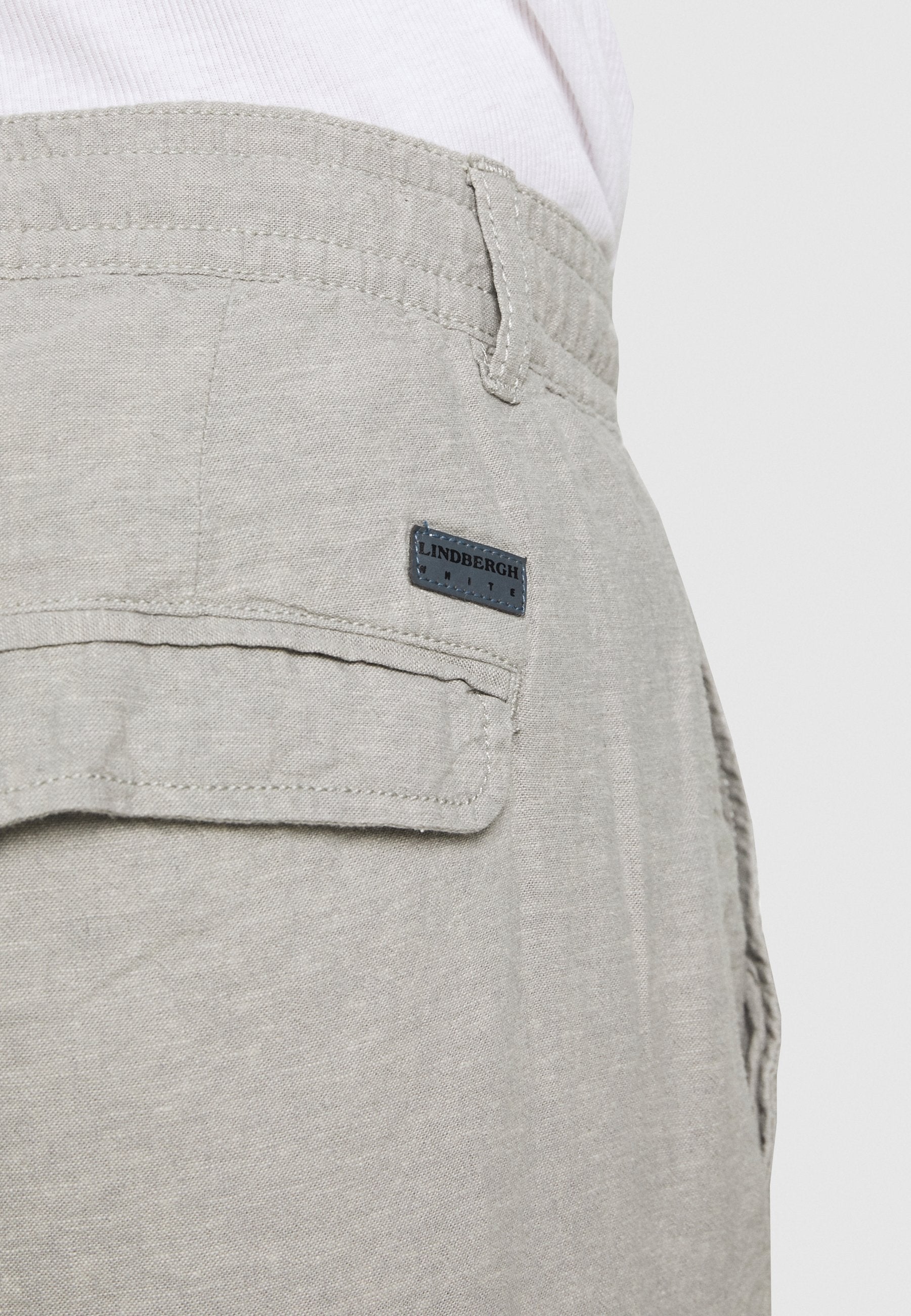SHORTS Media 6