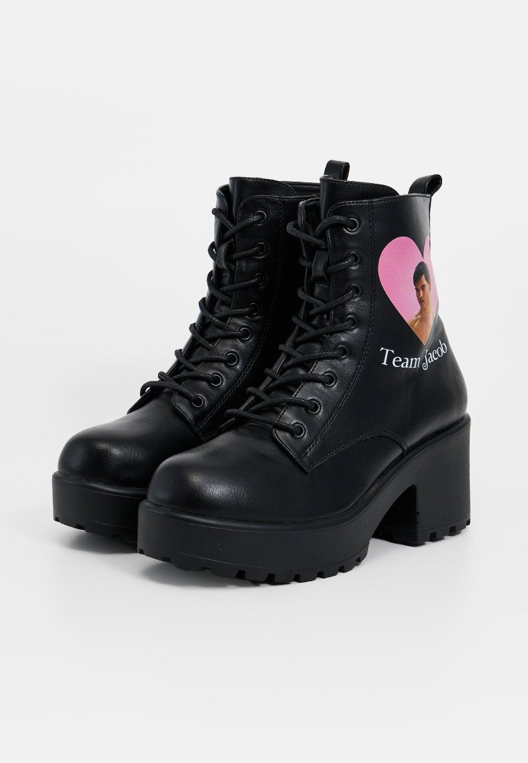 Koi Footwear TEAM JACOB