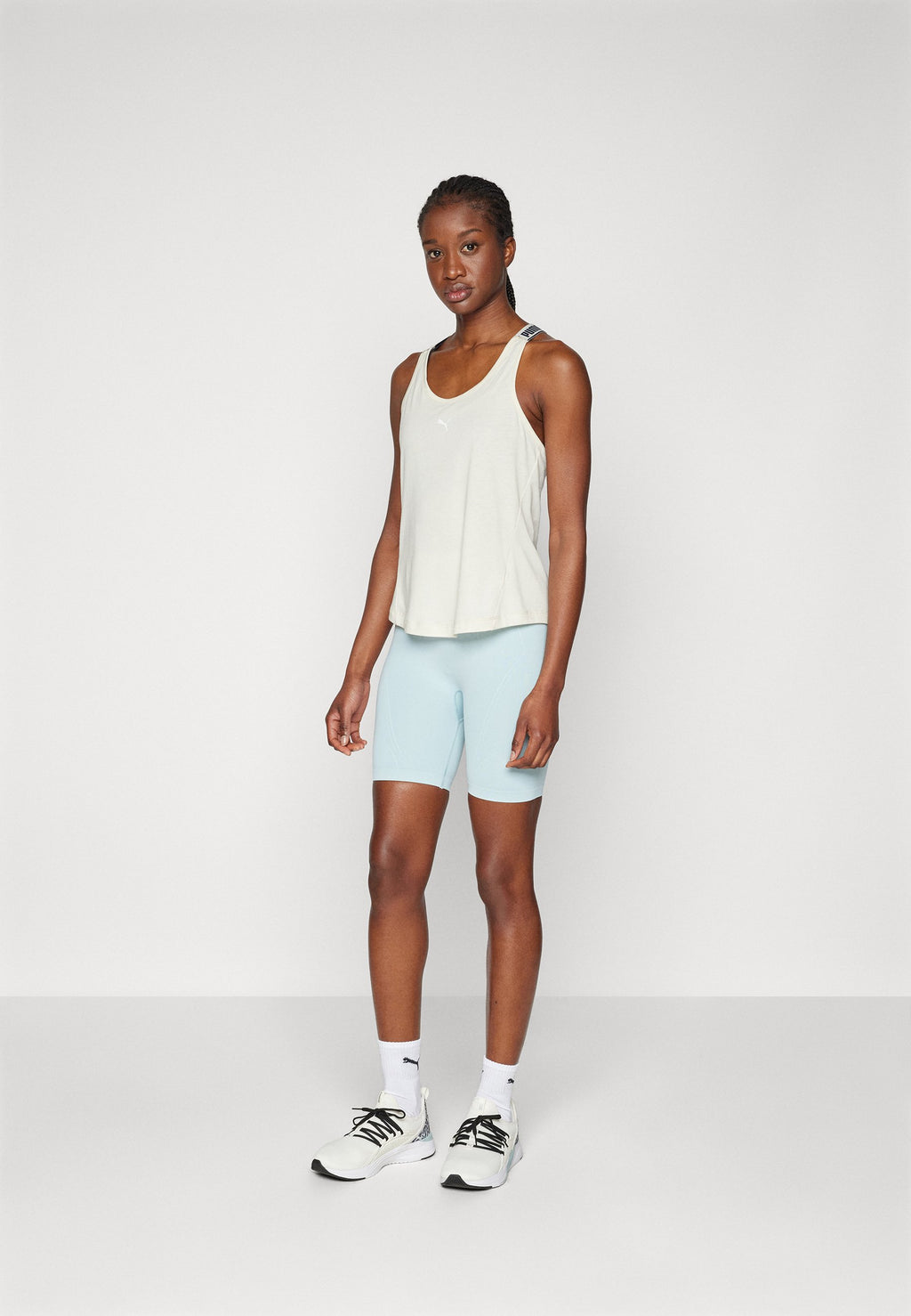 Puma SEAMLESS SHORT