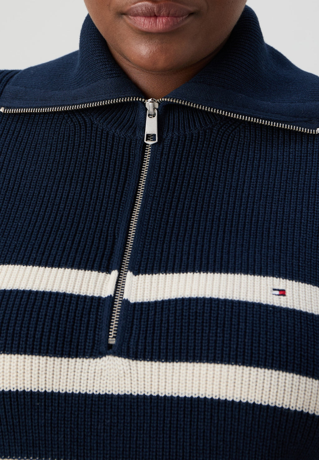 STITCH 1/2 ZIP Media 6