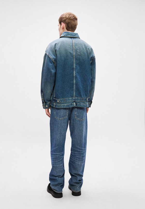Calvin Klein Jeans