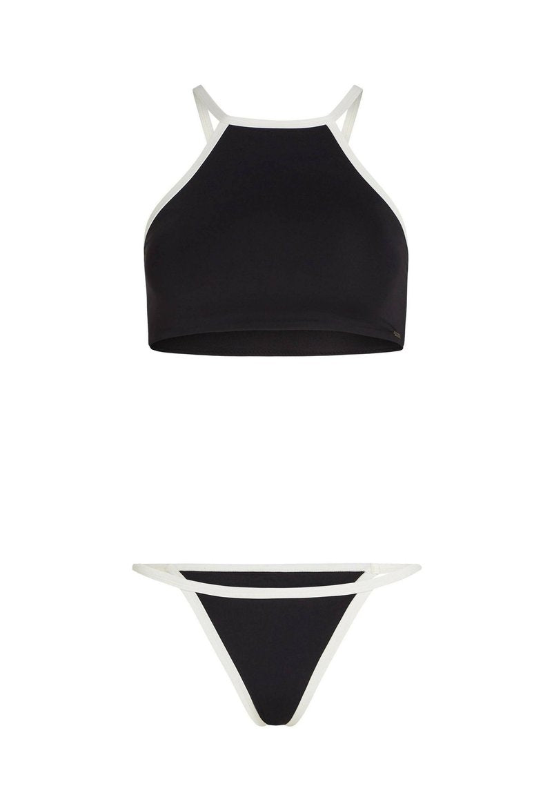 Schwarzes Bikini-Set mit einem Neckholder-Oberteil, das weiße Akzente an den Rändern aufweist. Der Unterteil ist ein passender Tanga im gleichen Stil mit ähnlicher Verzierung.