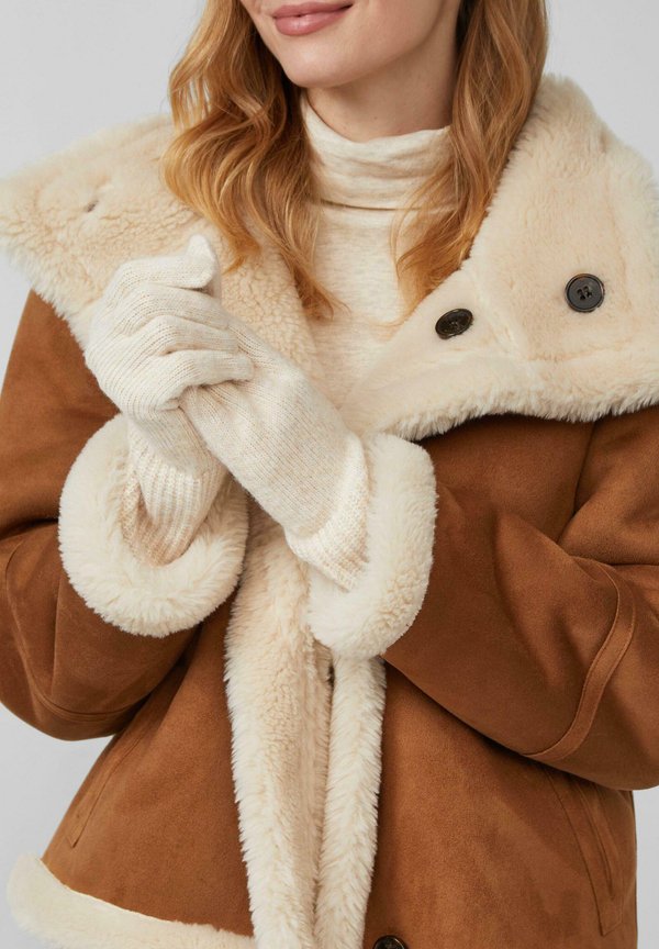 s.Oliver Gloves - beige