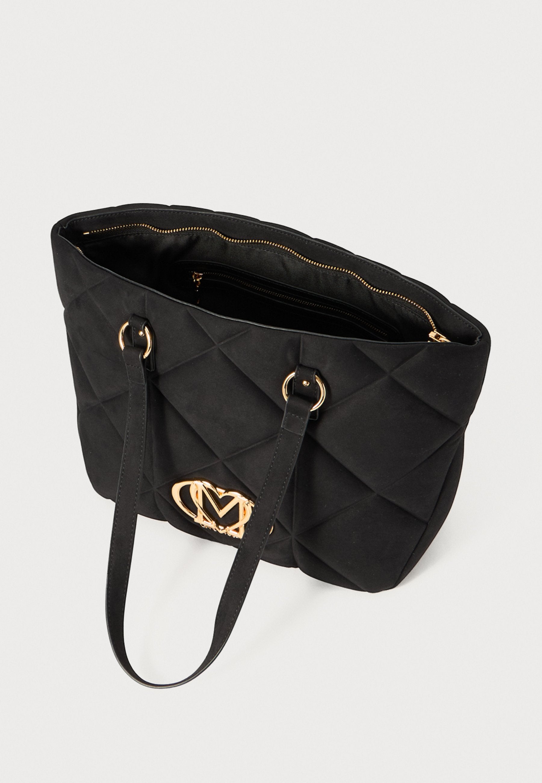 Love Moschino
