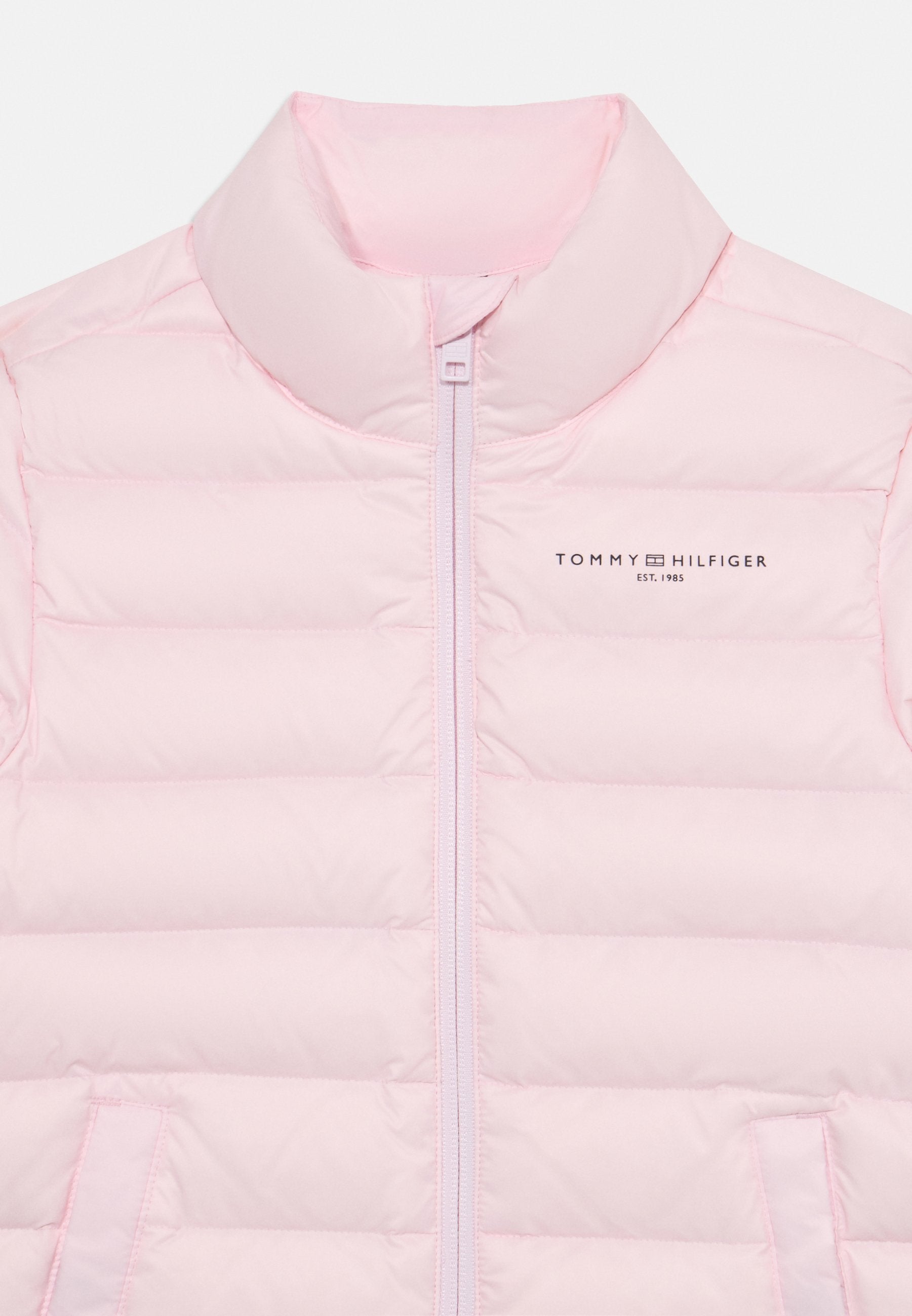 ESSENTIAL UNISEX Media 3