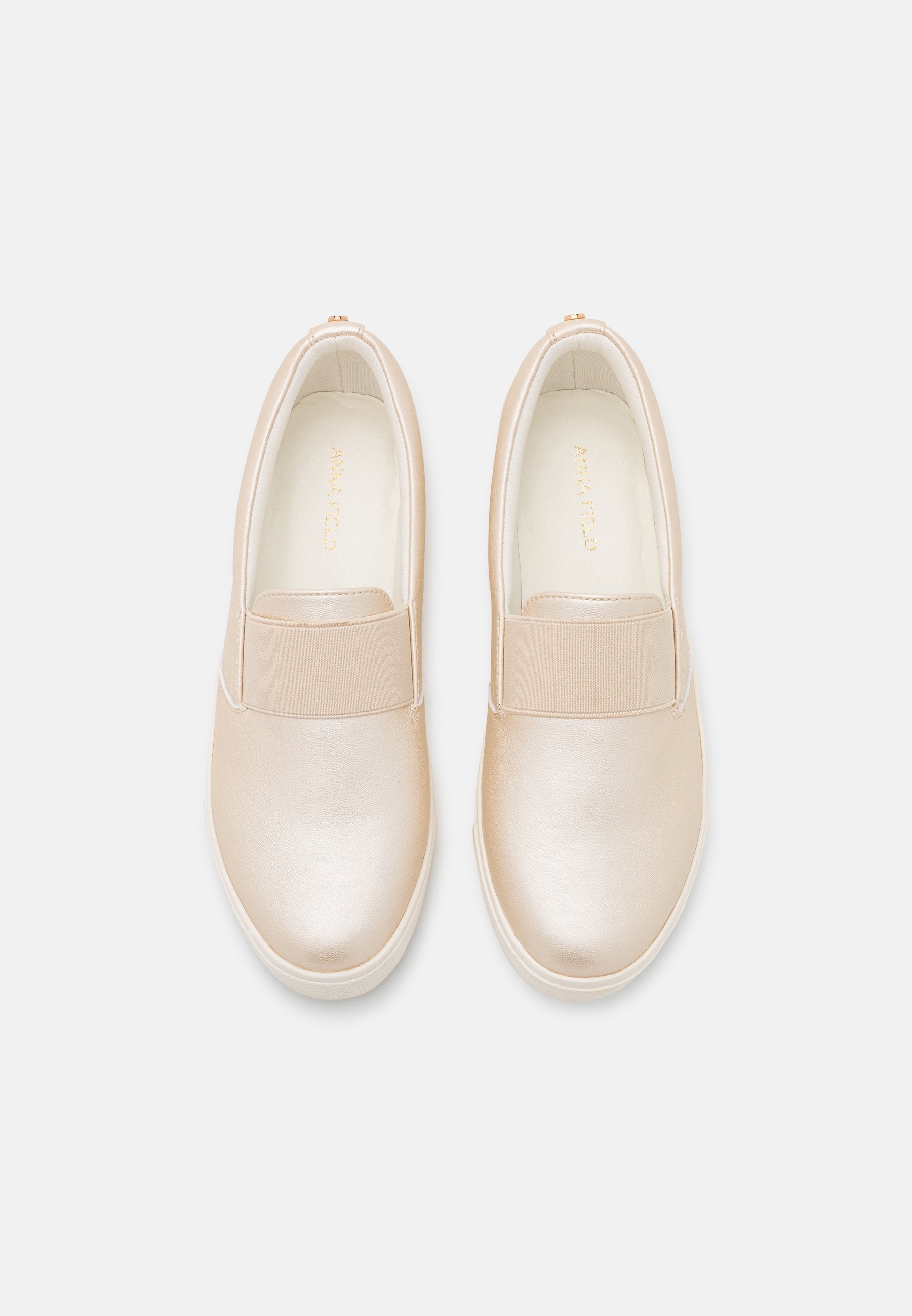 Anna Field COMFORT