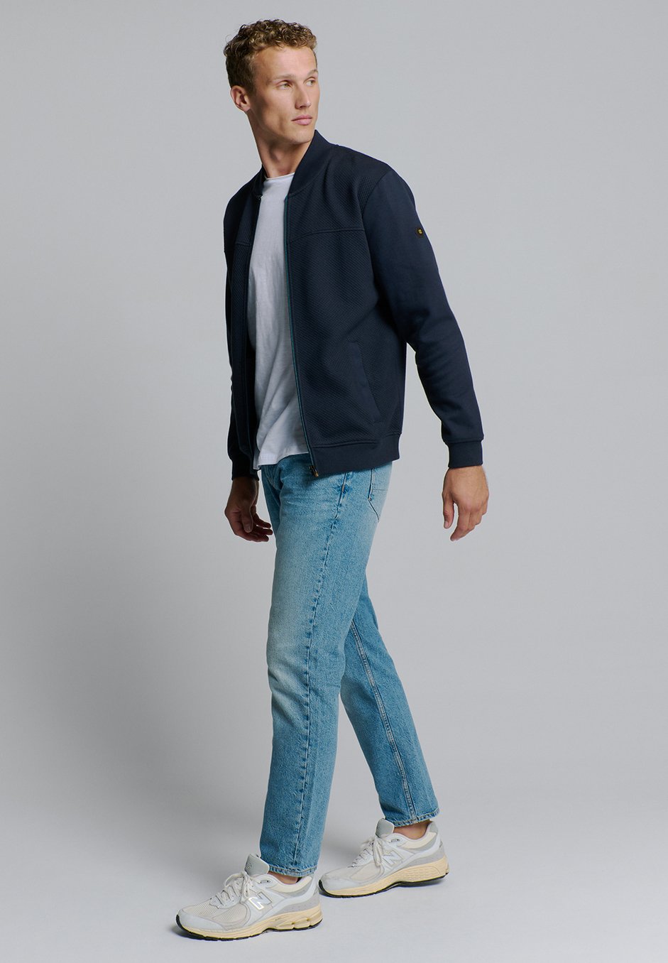 FULL ZIPPER  Media 7