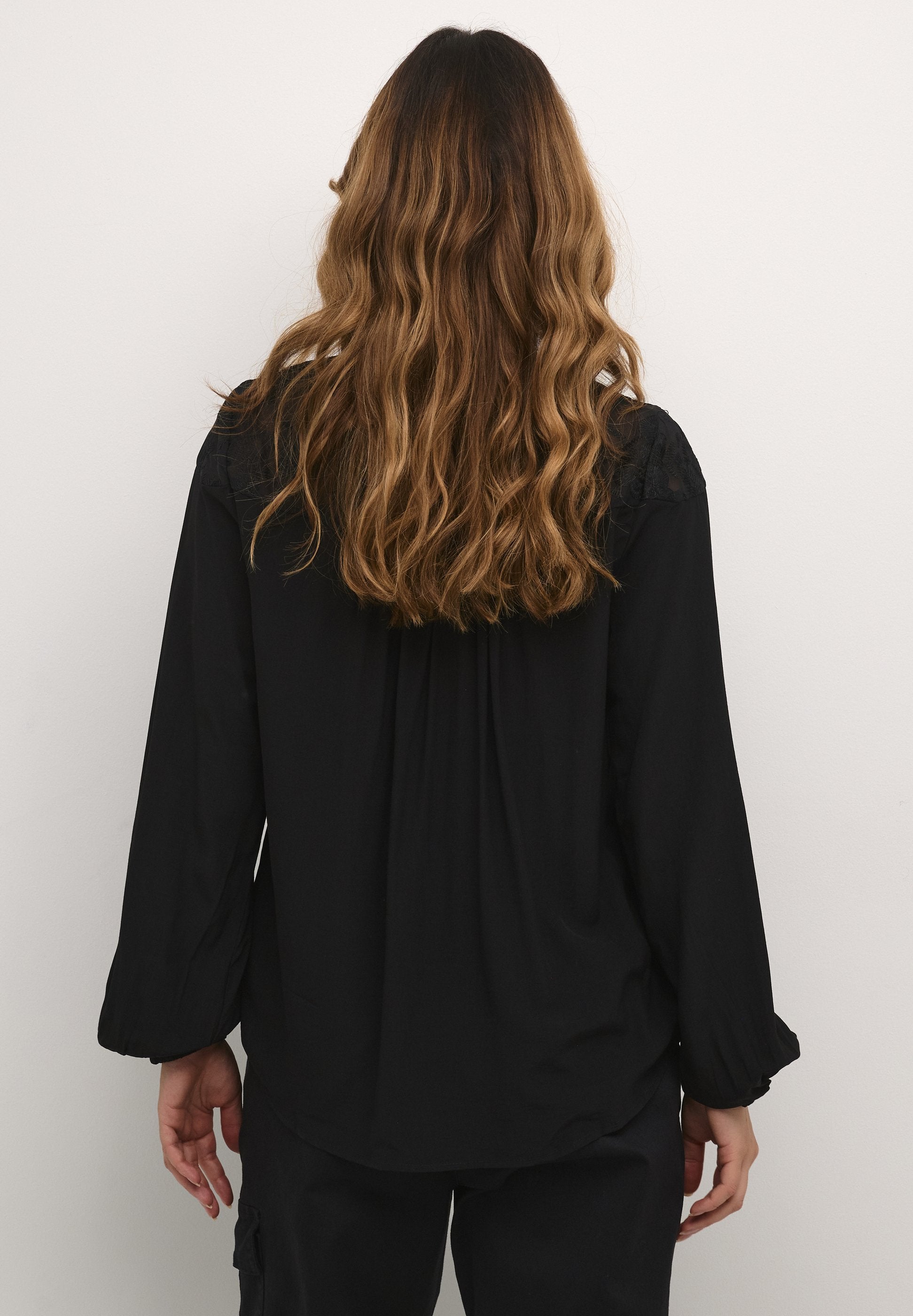 Culture CUASMINE NECK