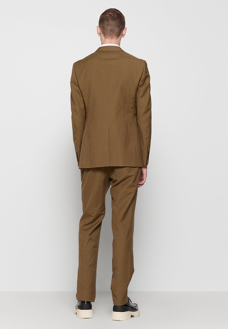 LANVIN