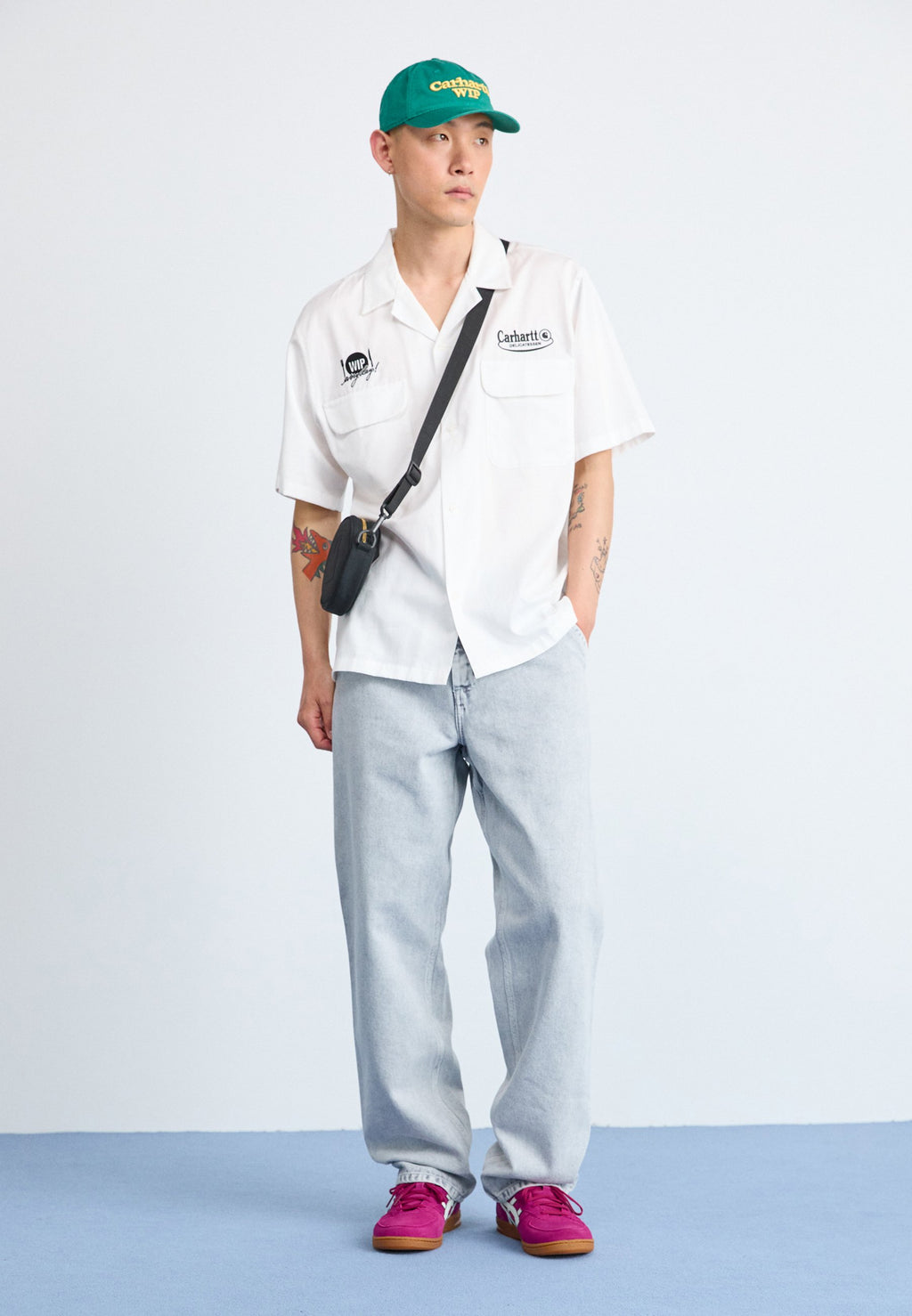 SKYHAND UNISEX Media 3