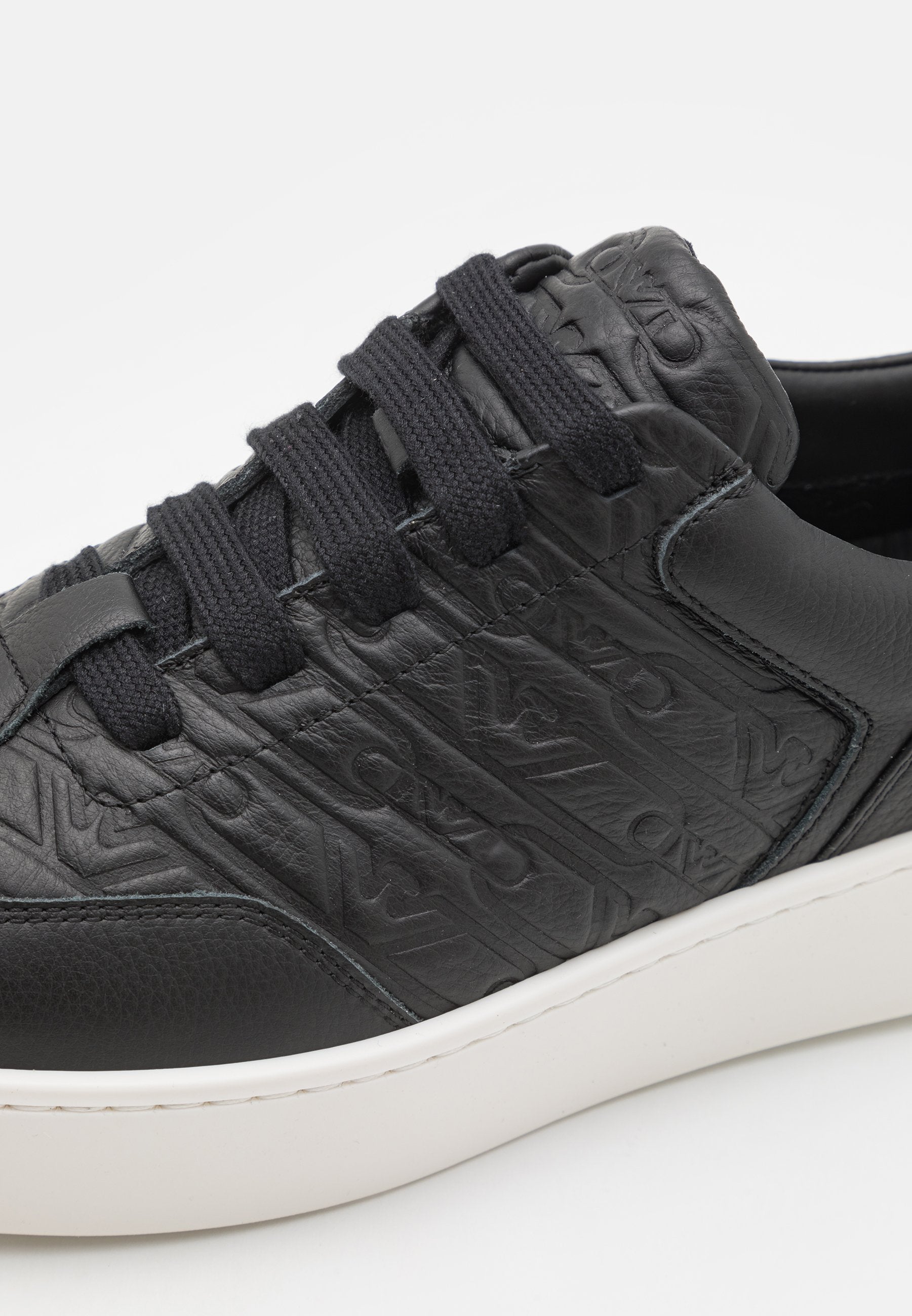 Emporio Armani SLANG