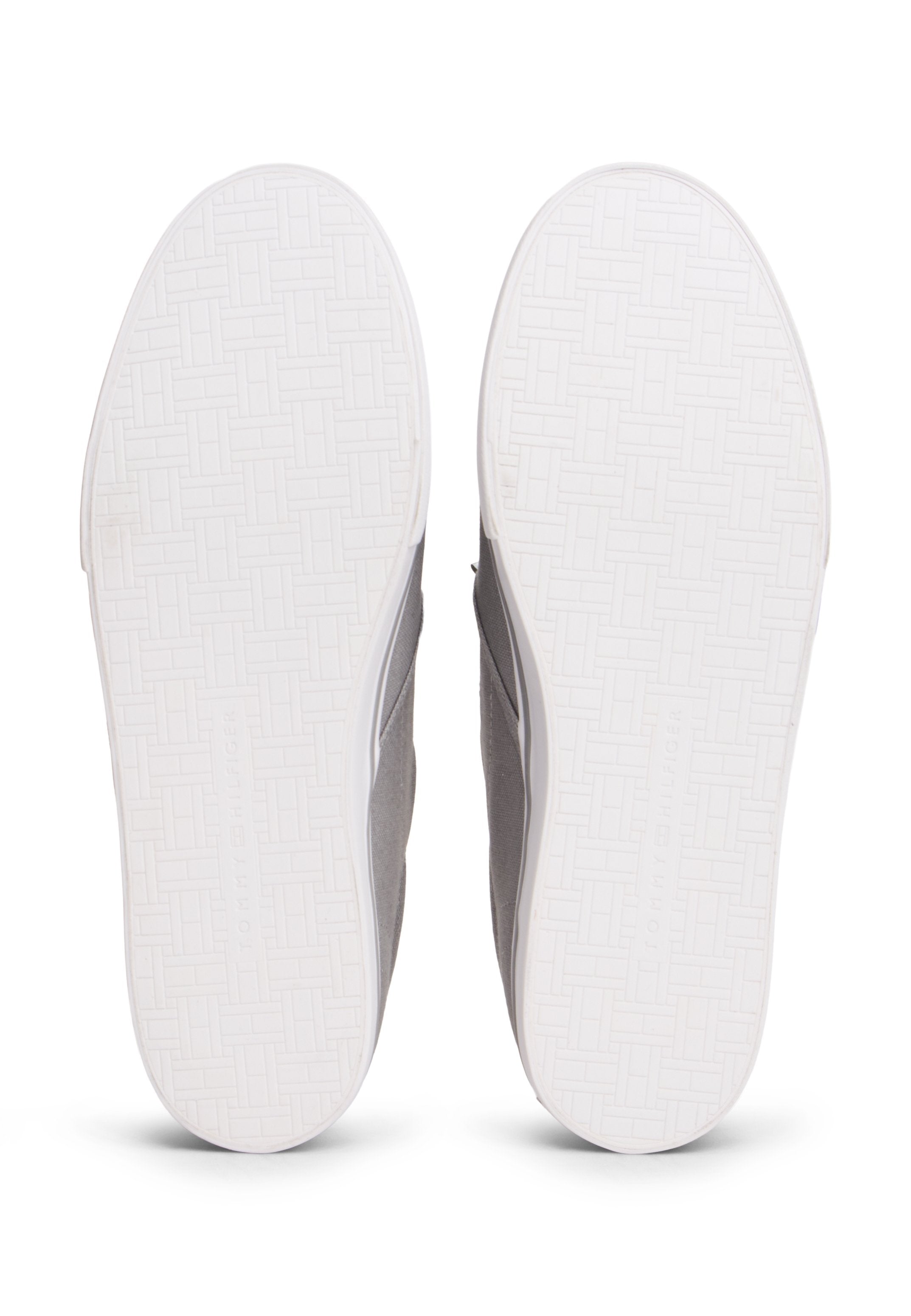 CANVAS SLIP-ON TRAINERS Media 6