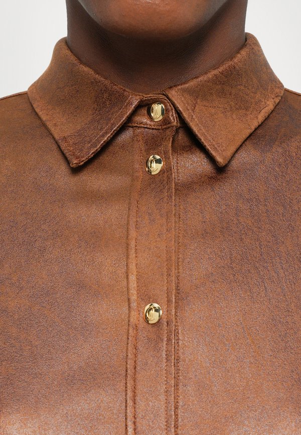 Just Cavalli OVER CRISS CROSS