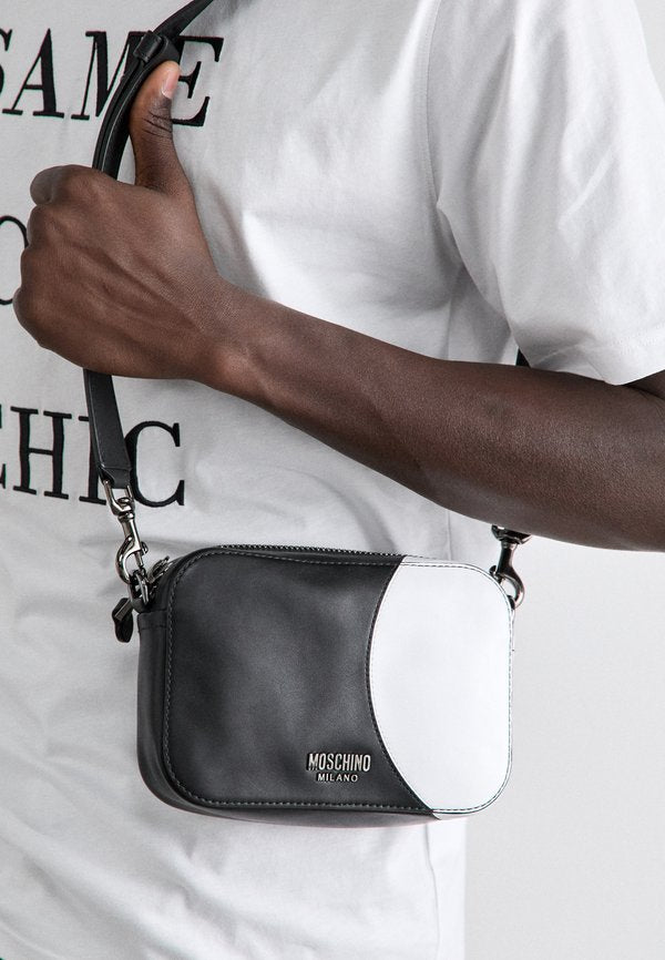 MOSCHINO