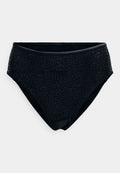 Hunkemöller ELLE BRAZILIAN