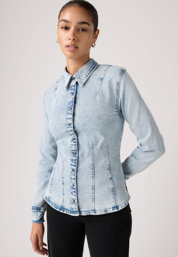 Levi's® SHAPED SHIRT