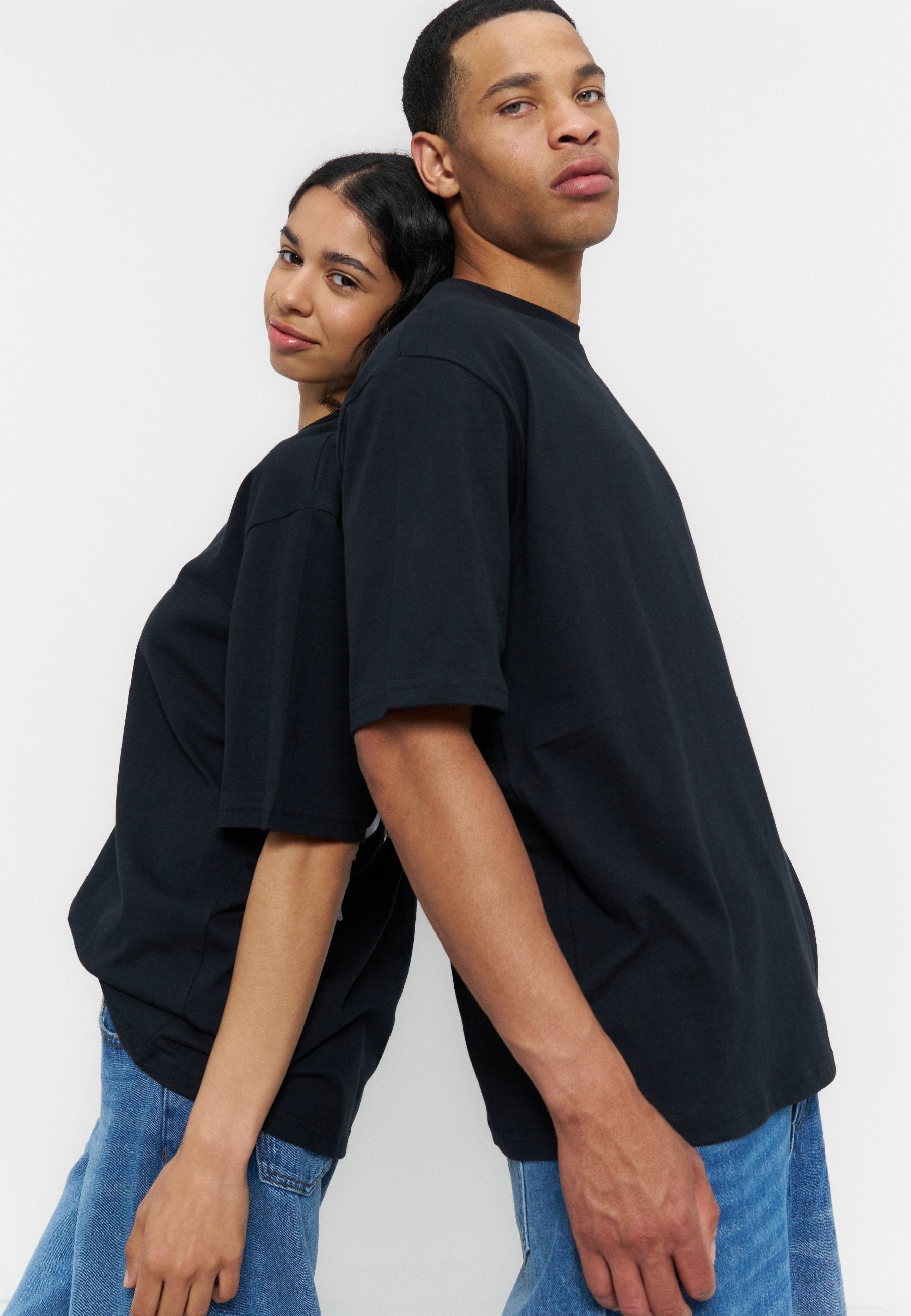 YOURTURN BIG SCRIPT LOGO OVERSIZED FIT