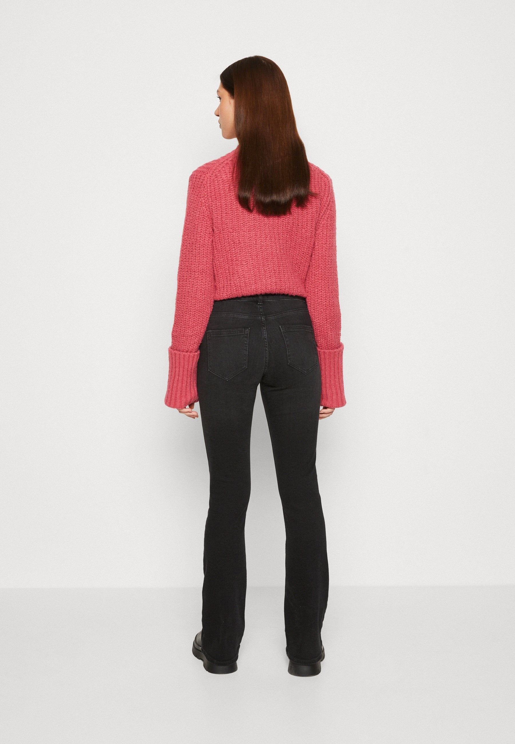Flared fit ONLBLUSH Mid waist Media 4