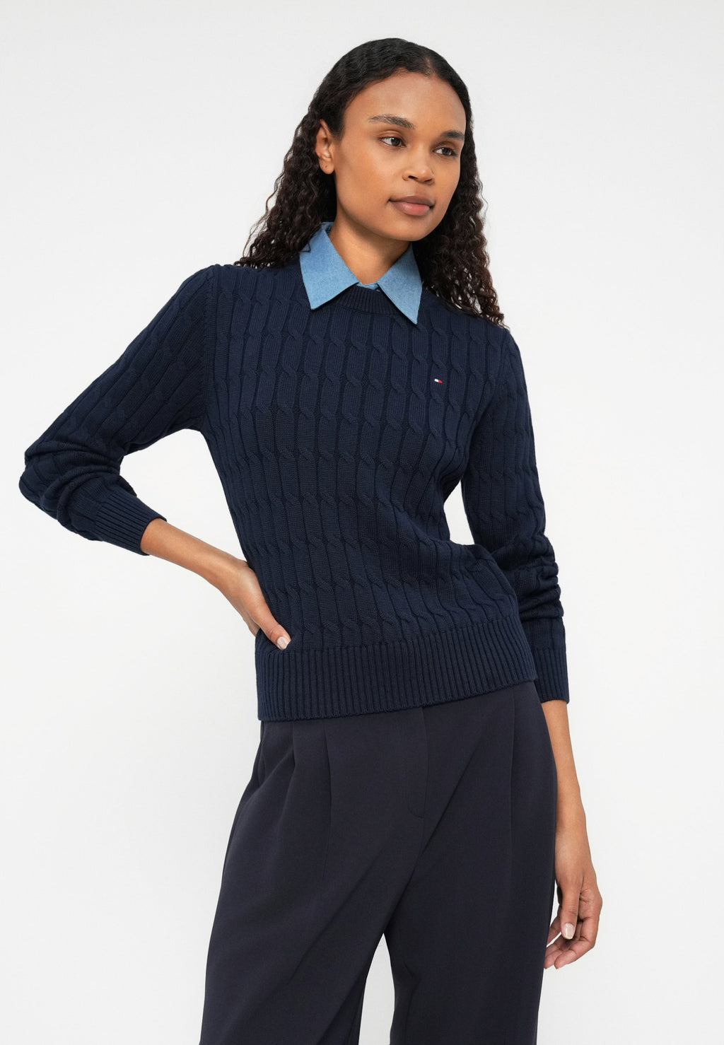 CABLE KNIT CREW NECK JUMPER Media 5