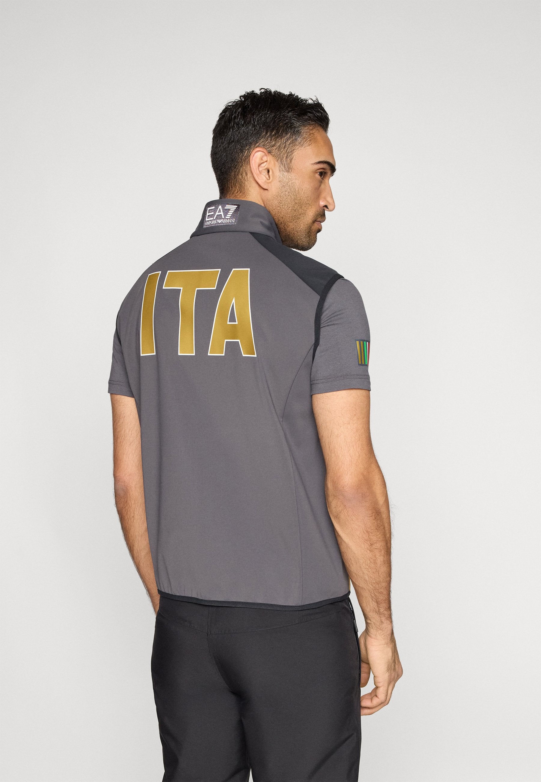 EA7 Emporio Armani Weste Media 3