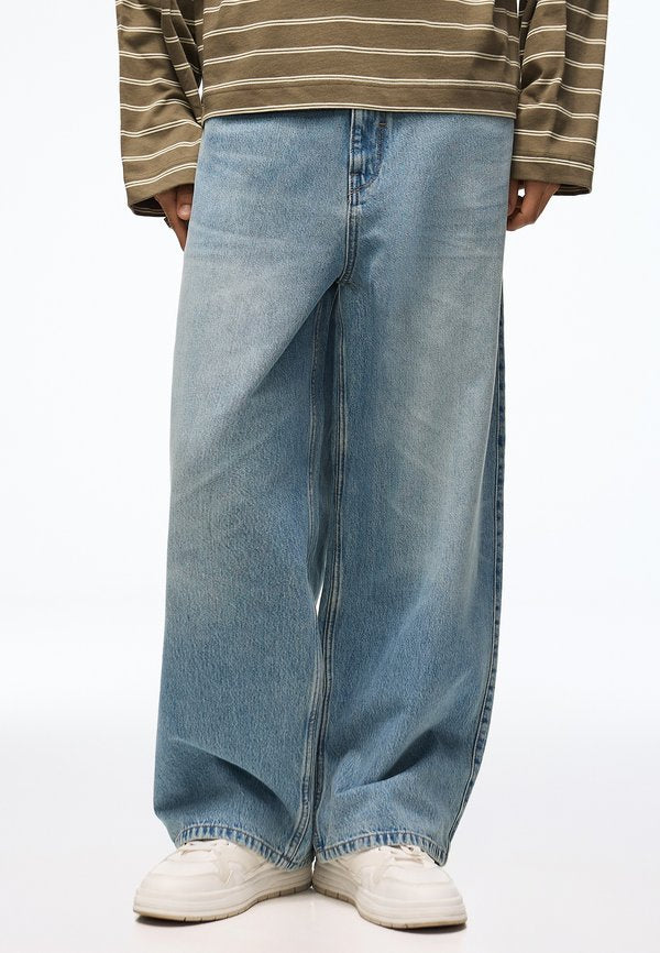 Bershka SUPER BAGGY - JEANS - Baggy Jeans - light blue