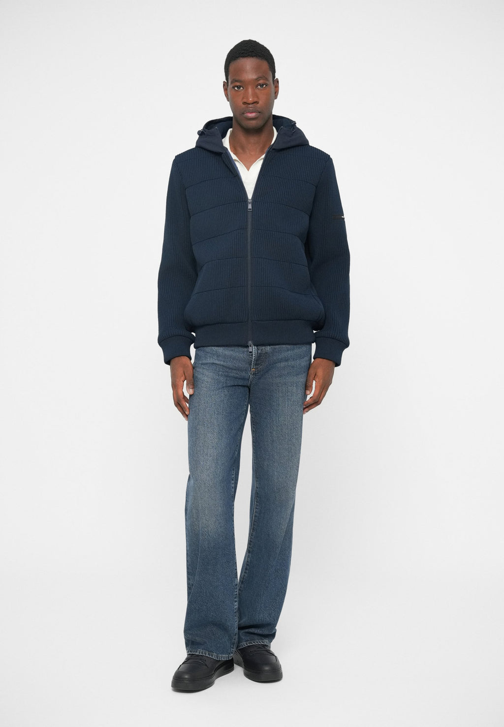 MOUNTAIN JACKET SPECIAL Media 2