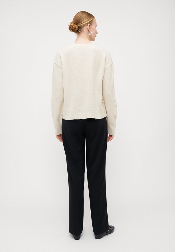 Vero Moda Tall VMSERENA O NECK