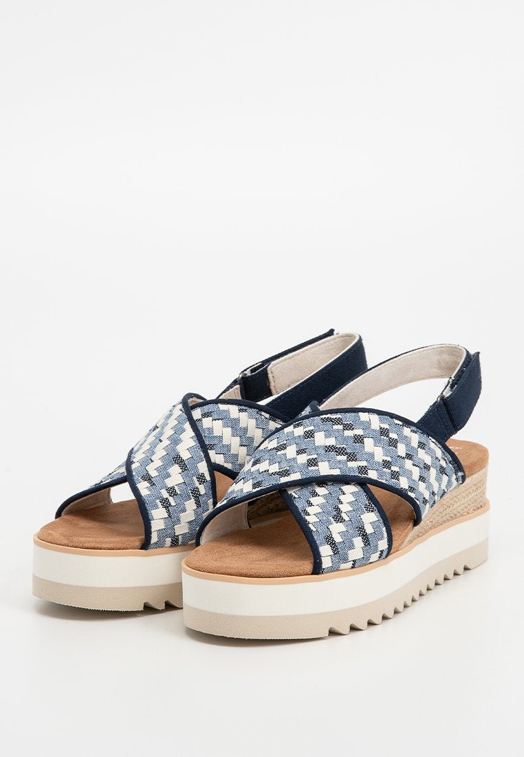 TOMS DIANA