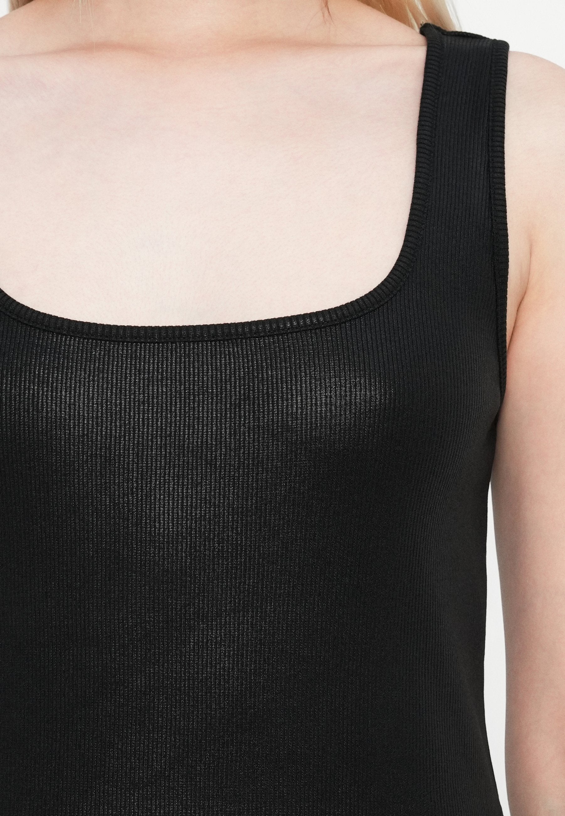 Replay DRESS