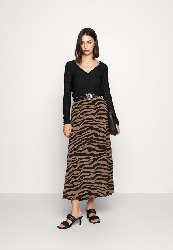 Vero Moda Tall VMRIVA V NECK