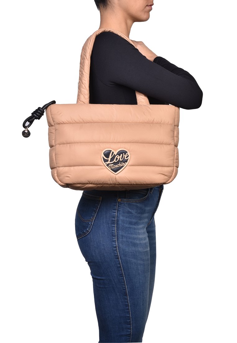 Love Moschino